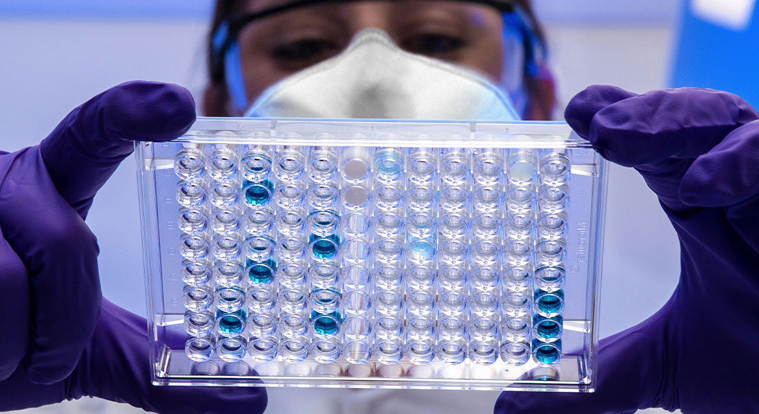 Promega Lab Blog - Il laboratorio mobile di analisi del DNA che ha aiutato a identificare le vittime di guerra in Ucraina 3